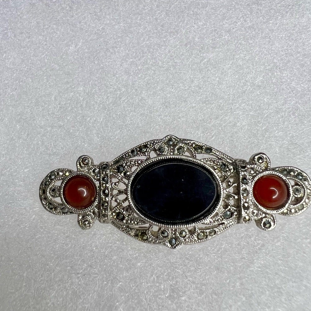 Vintage Onyx Red Glass & Marcasite Silver Tone Brooch 2 ½” - Picture 3 of 11
